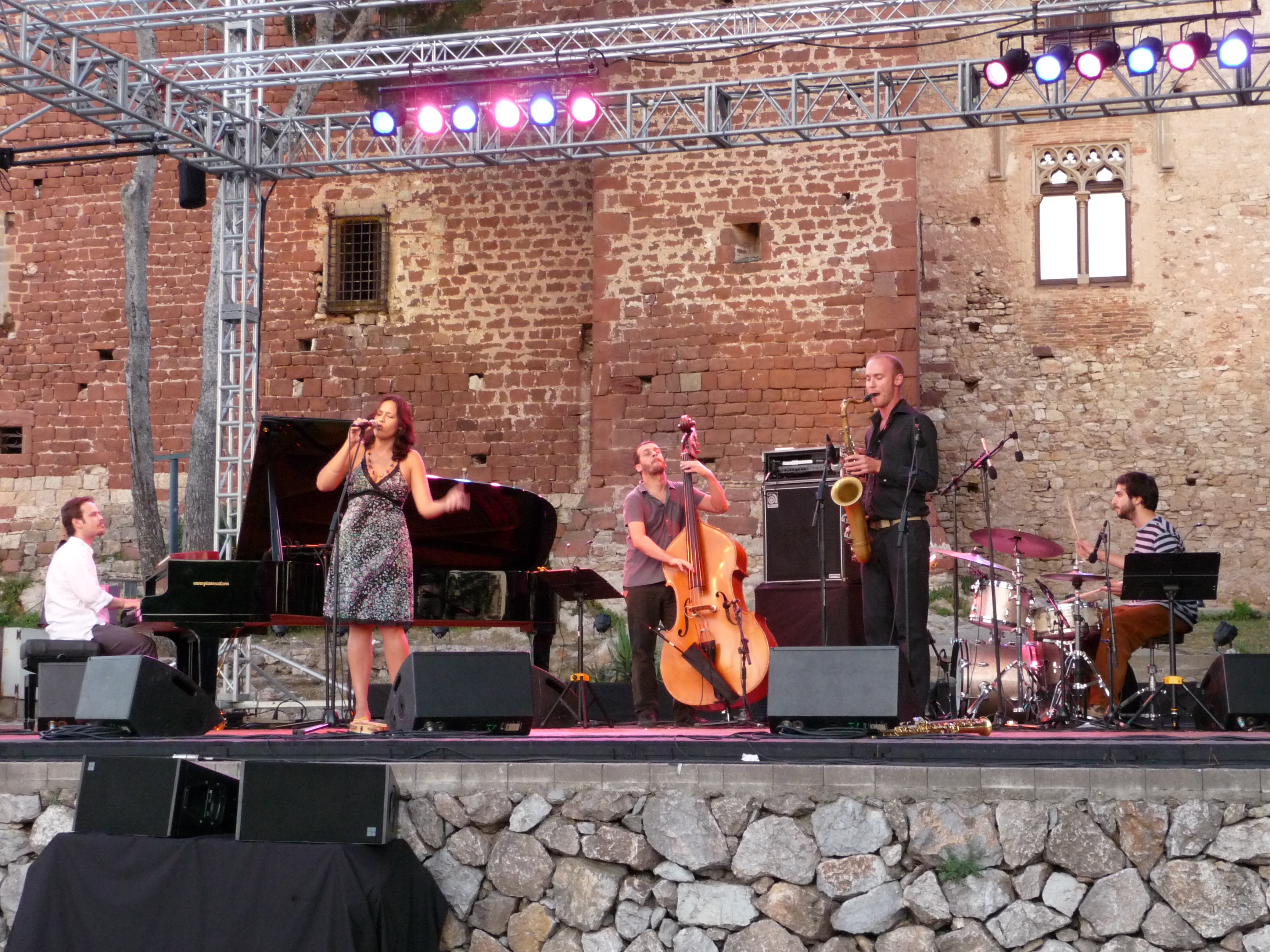 concert lunar project et doris cales quartet