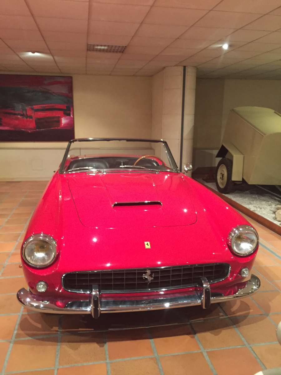 Visite de la collection des voitures du Prince de Monaco.