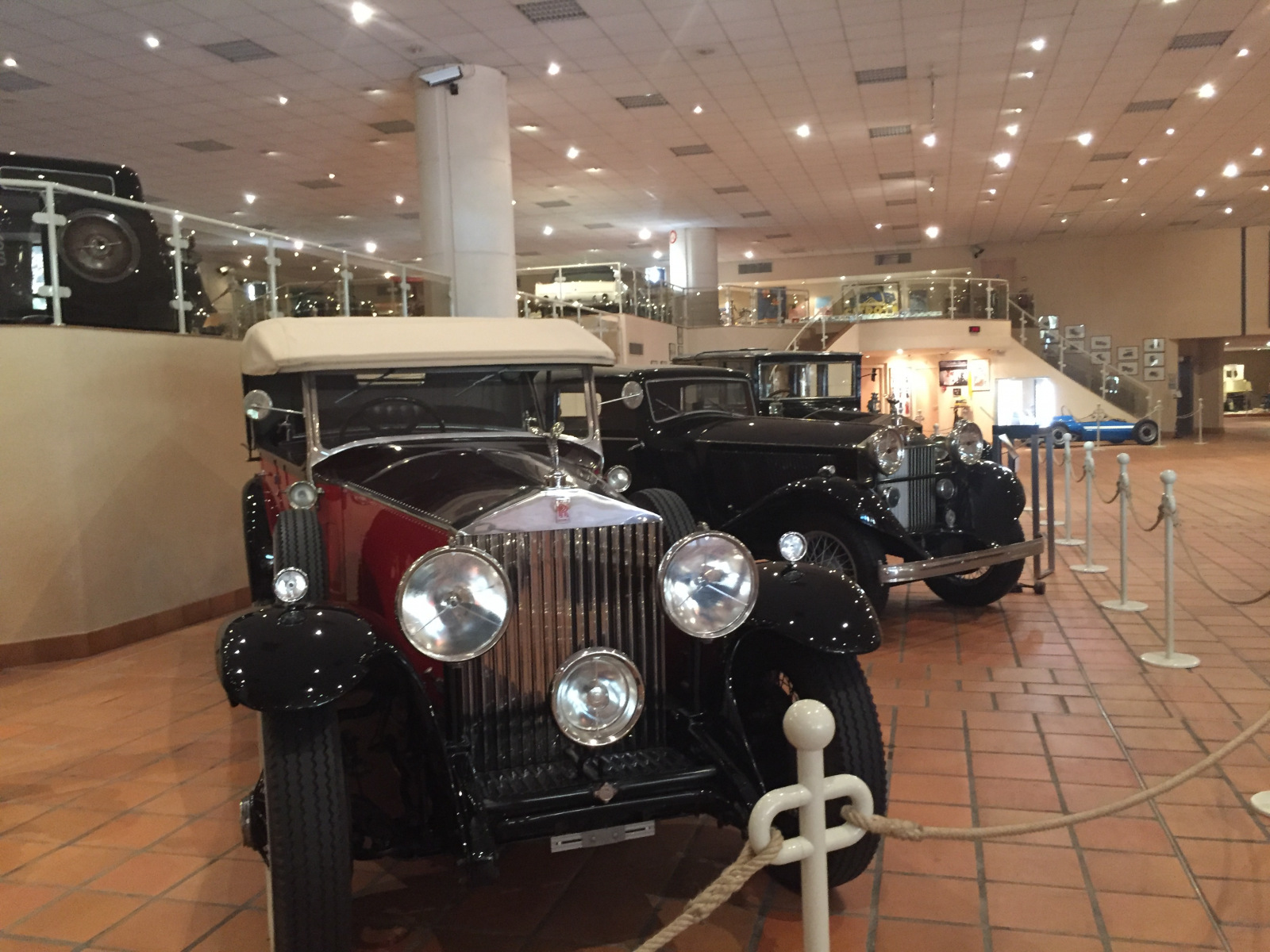 Visite de la collection des voitures du Prince de Monaco.