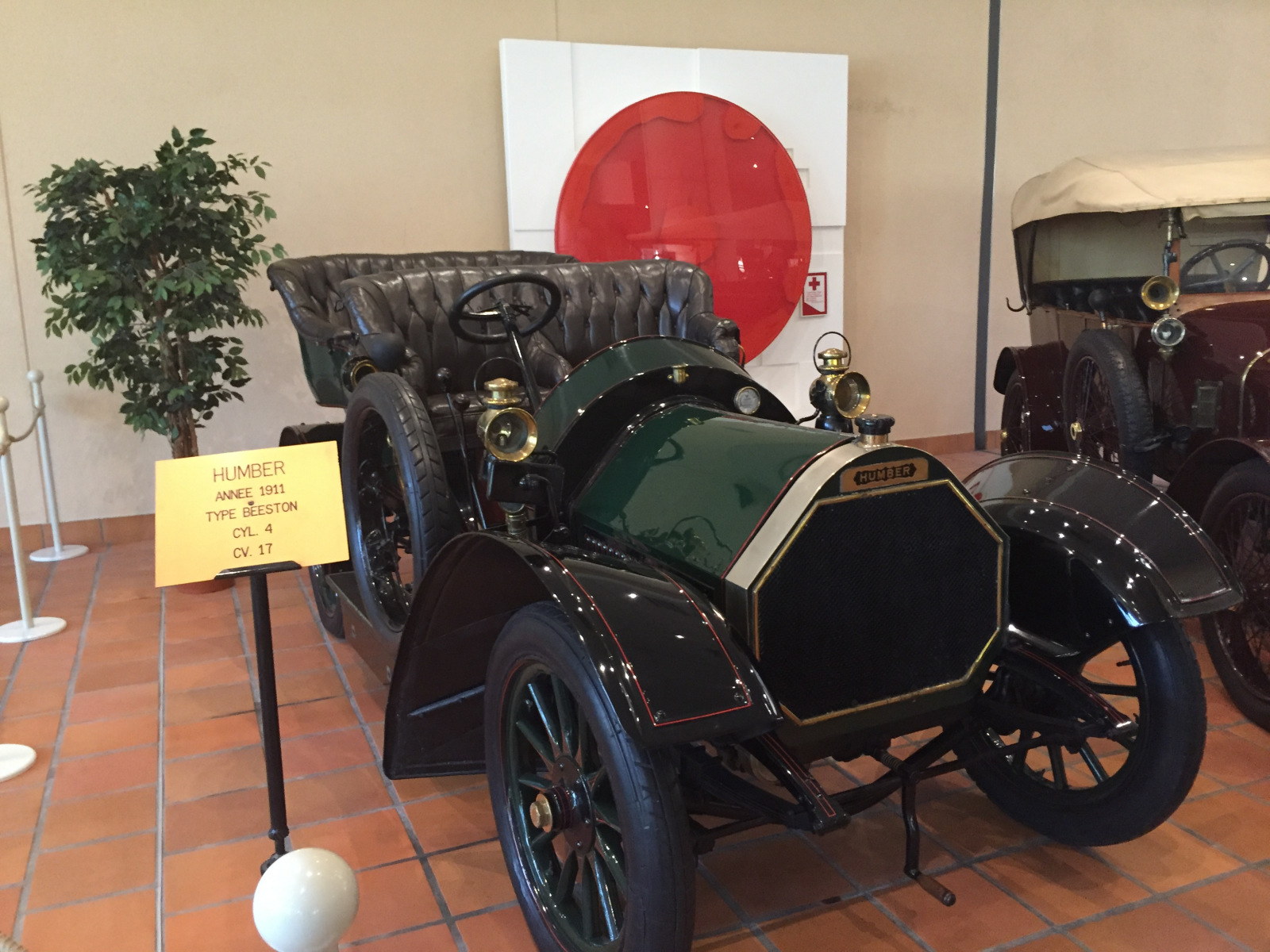 Visite de la collection des voitures du Prince de Monaco.