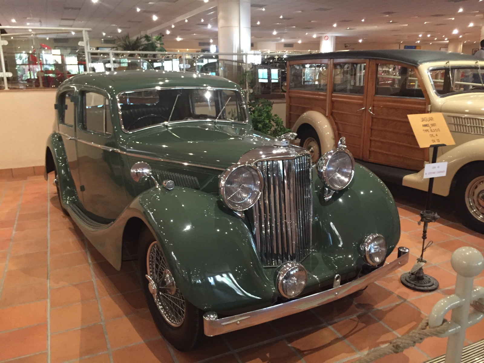 Visite de la collection des voitures du Prince de Monaco.