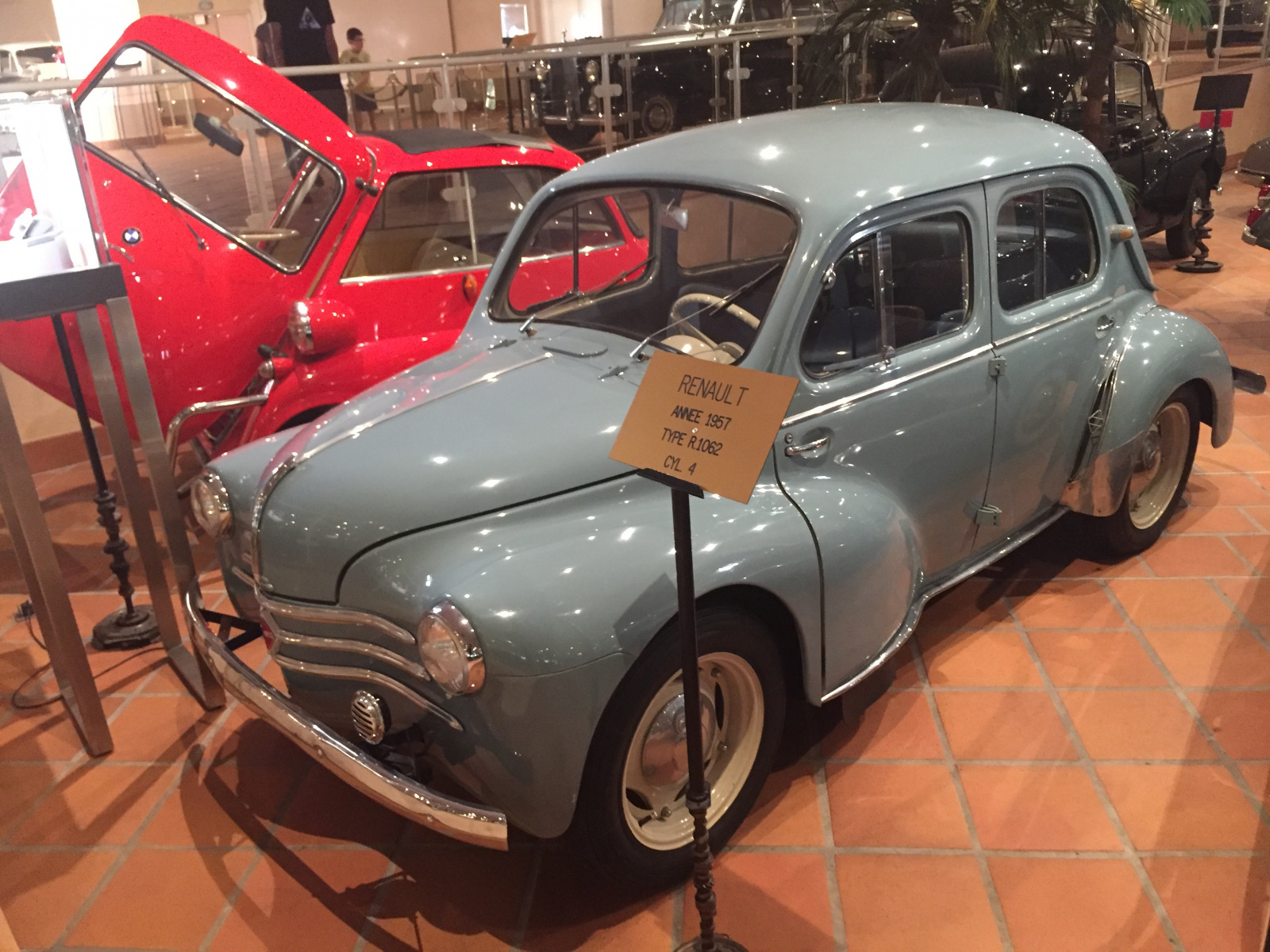 Visite de la collection des voitures du Prince de Monaco.