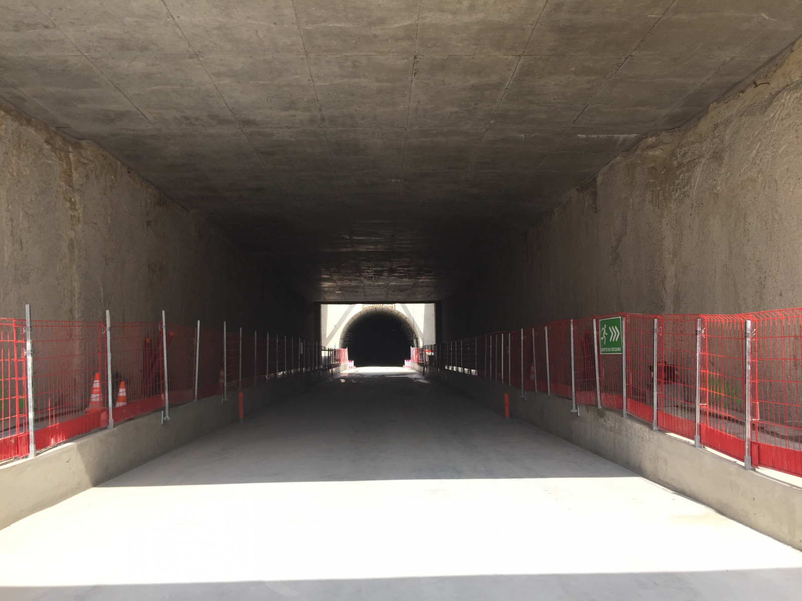 Visite du tunnel de la ligne 2 du tramway de Nice