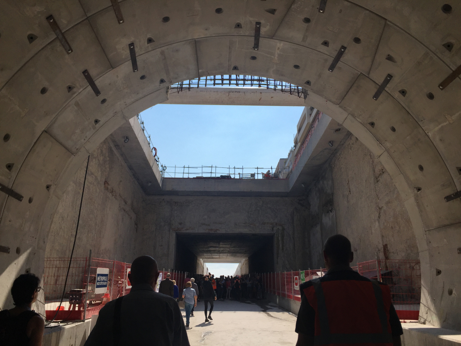 Visite du tunnel de la ligne 2 du tramway de Nice