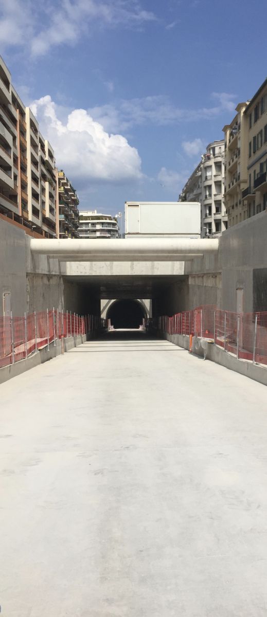 Visite du tunnel de la ligne 2 du tramway de Nice