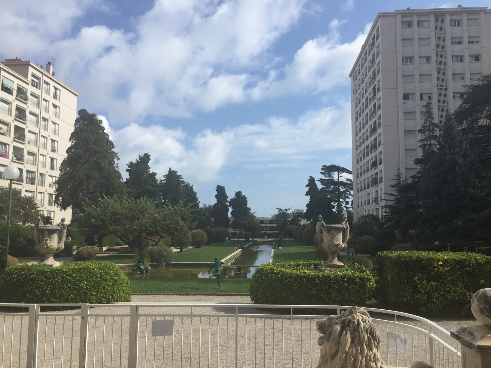 Visite des archives municipales de Nice