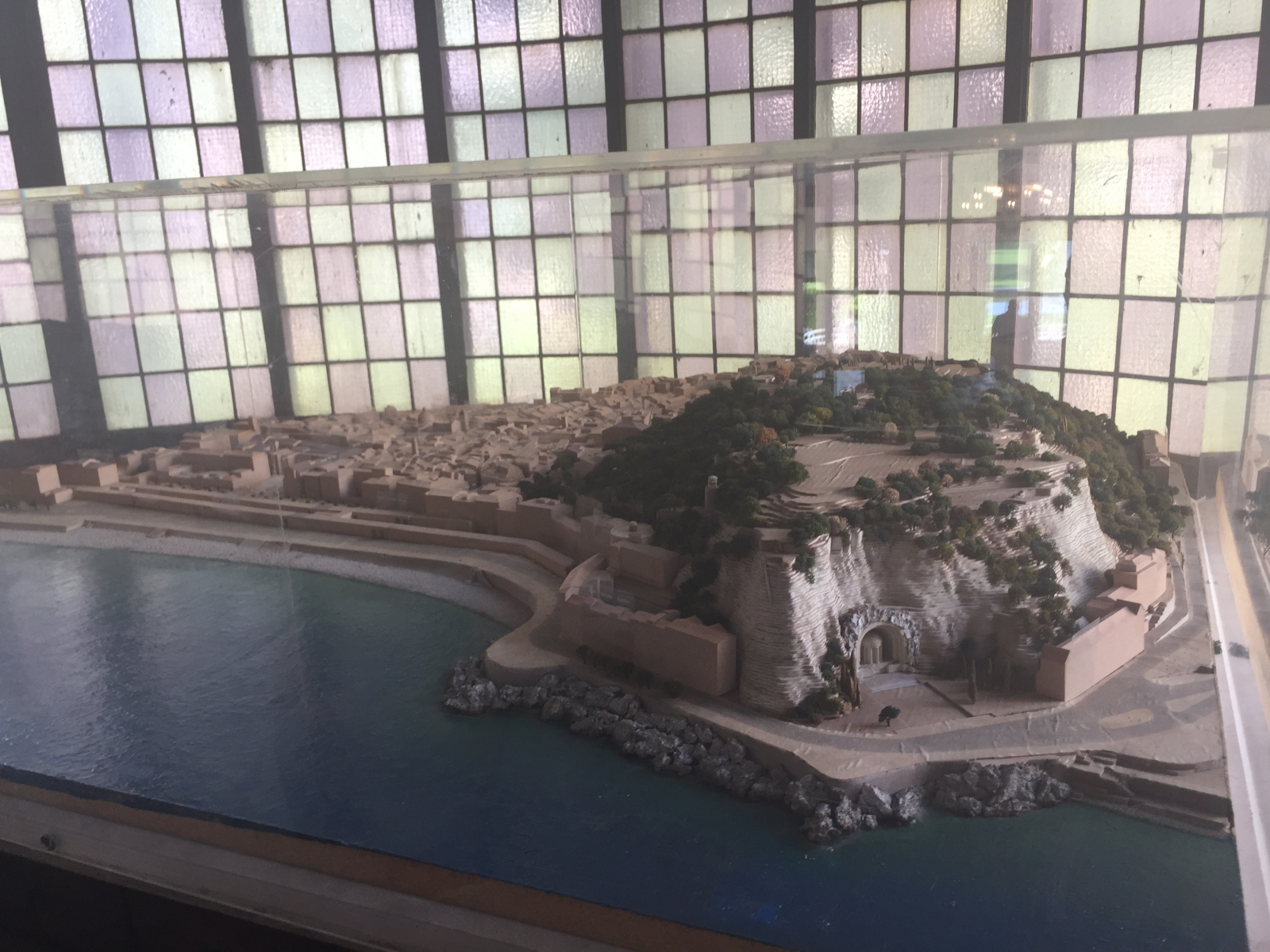 Visite des archives municipales de Nice