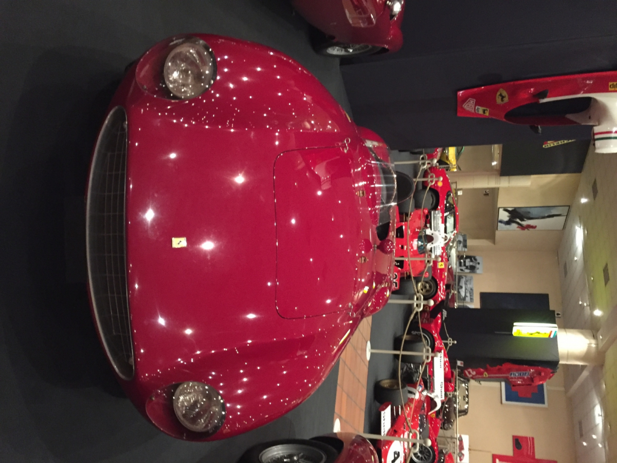 Visite de l'exposition Ferrari à Monaco.