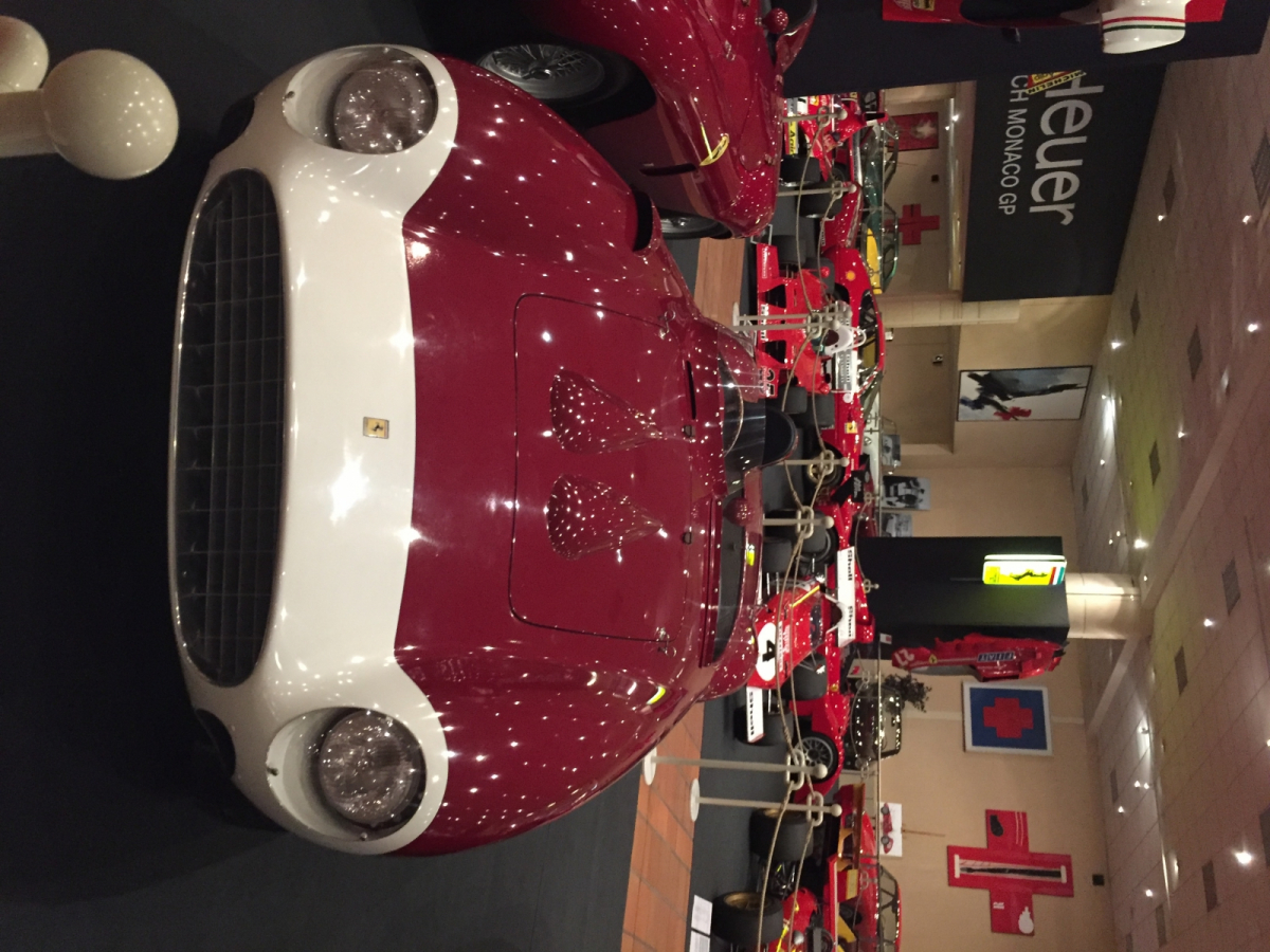 Visite de l'exposition Ferrari à Monaco.