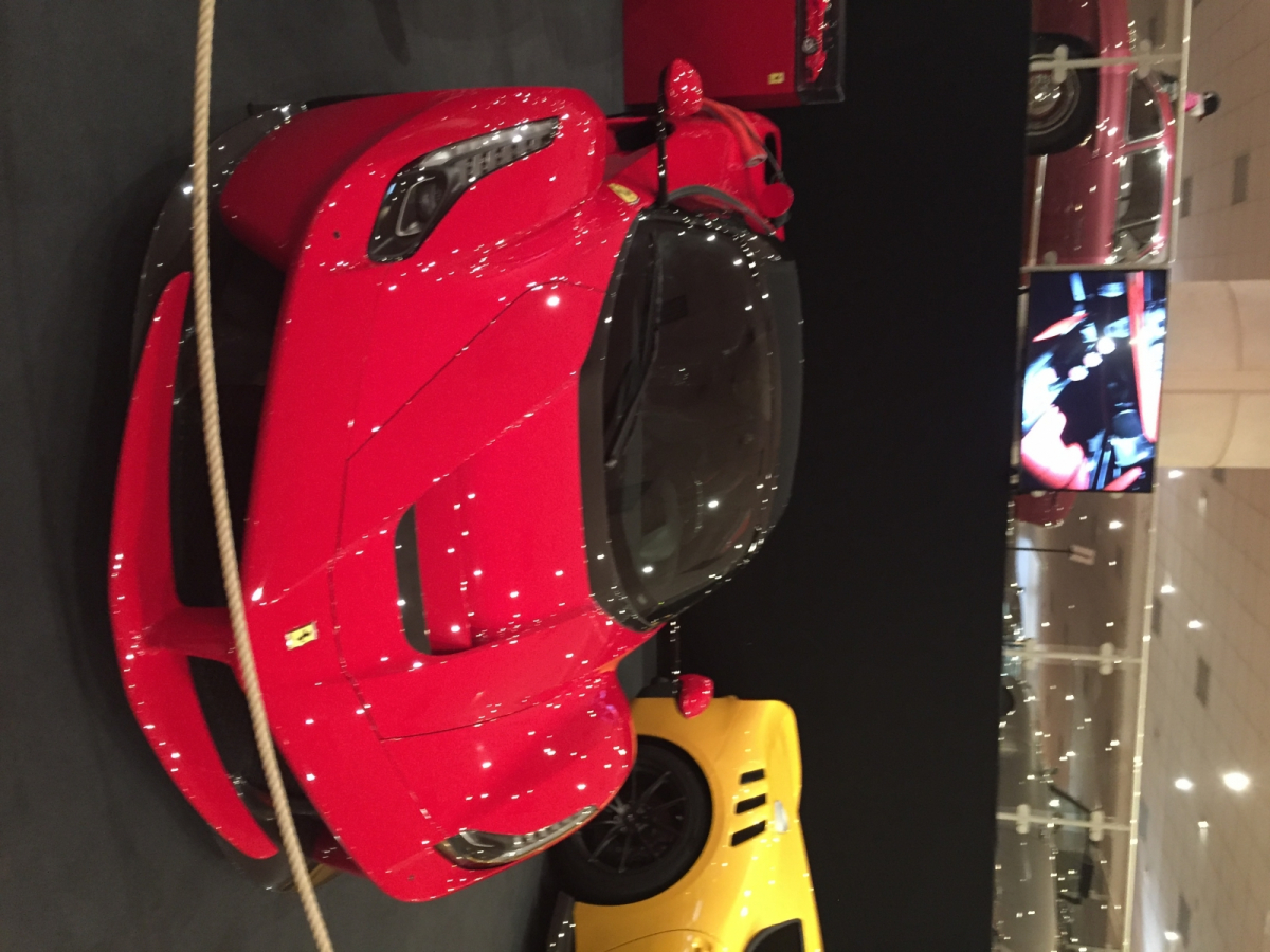 Visite de l'exposition Ferrari à Monaco.