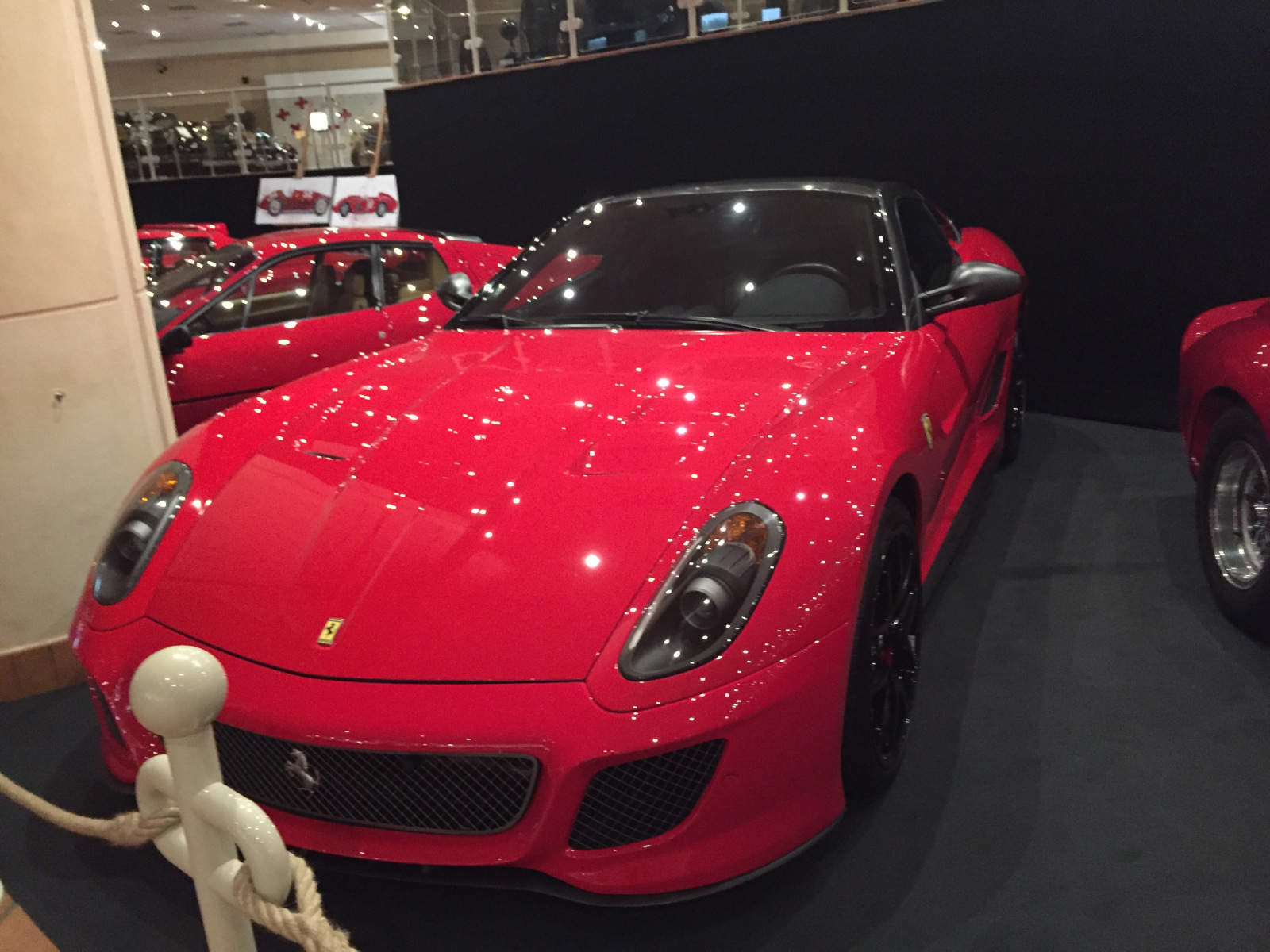 Visite de l'exposition Ferrari à Monaco.