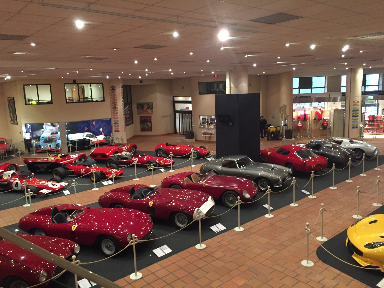 Visite de l'exposition Ferrari à Monaco.