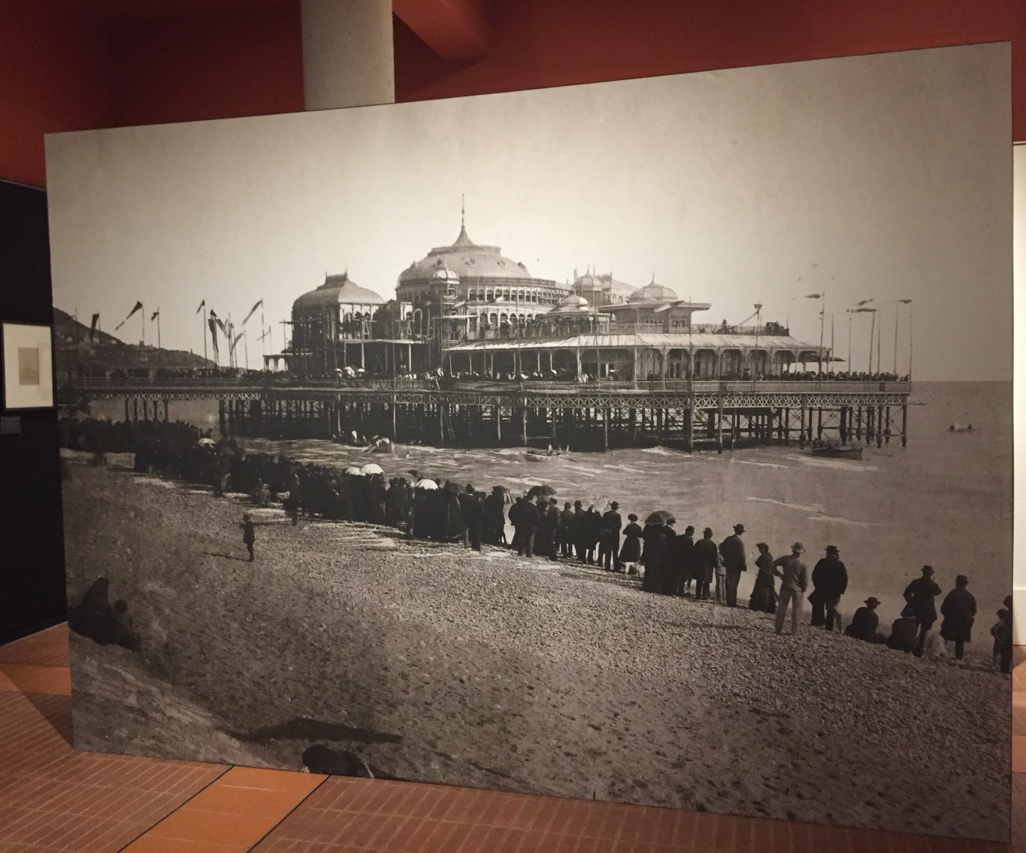 Visite de l'exposition sur le casino de la Jetée