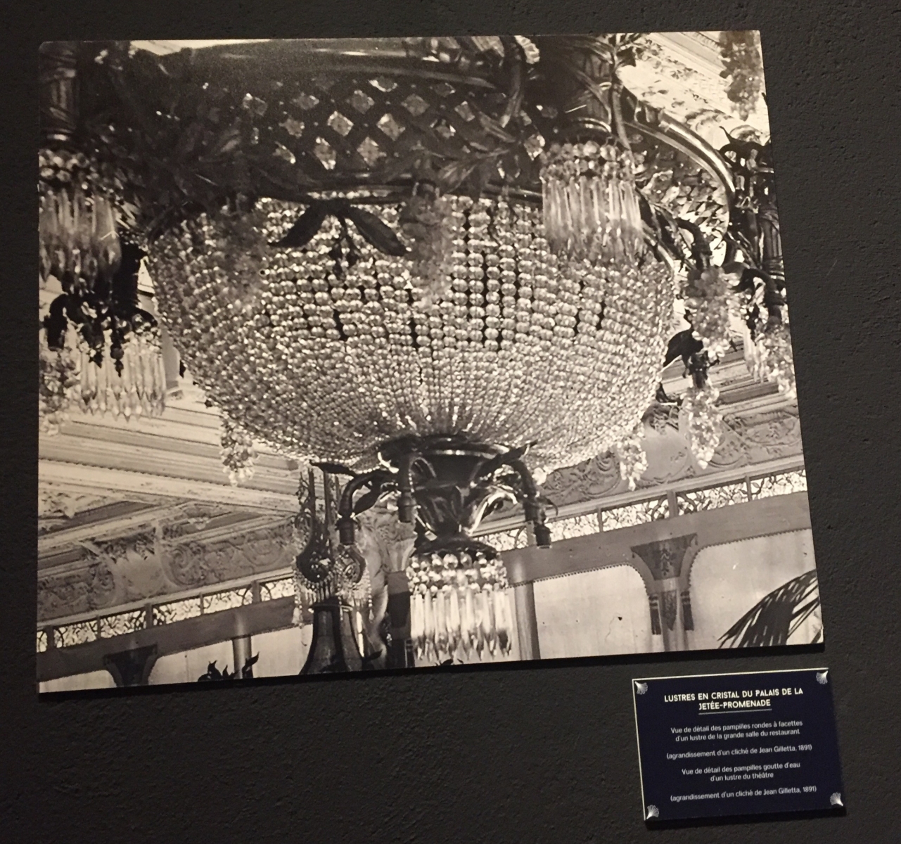 Visite de l'exposition sur le casino de la Jetée