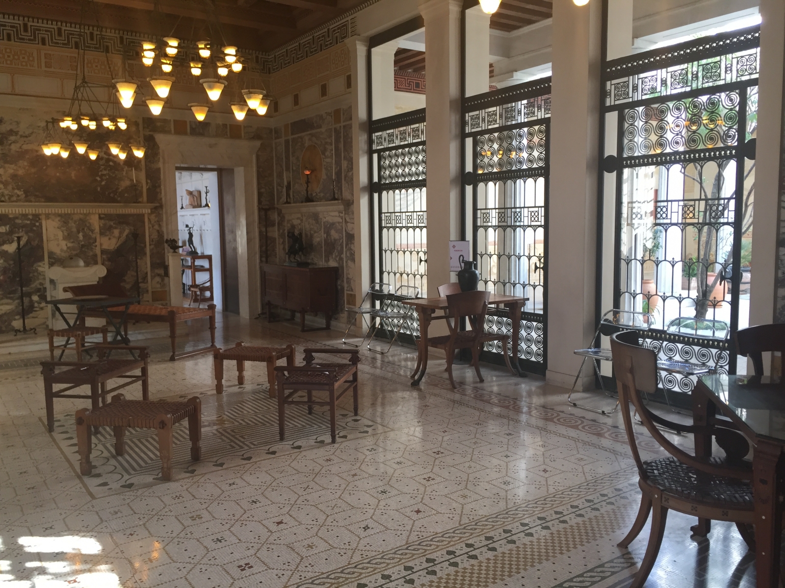 Visite de la villa Kérylos à Beaulieu