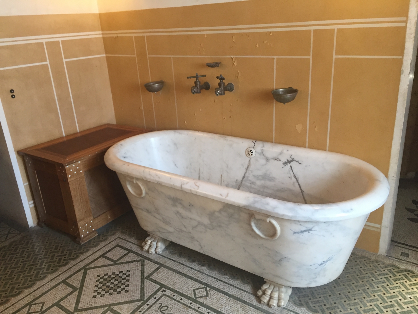 Visite de la villa Kérylos à Beaulieu