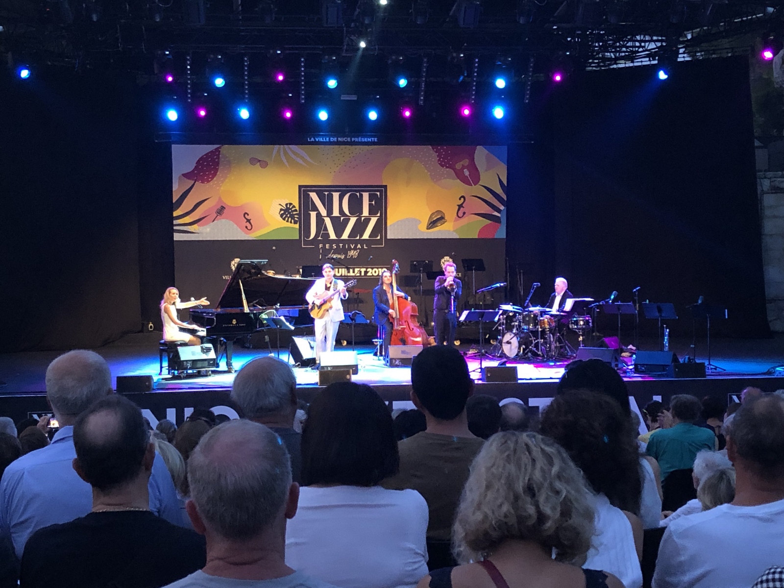 Concert de Sarah McKenzie au festival de jazz de Nice