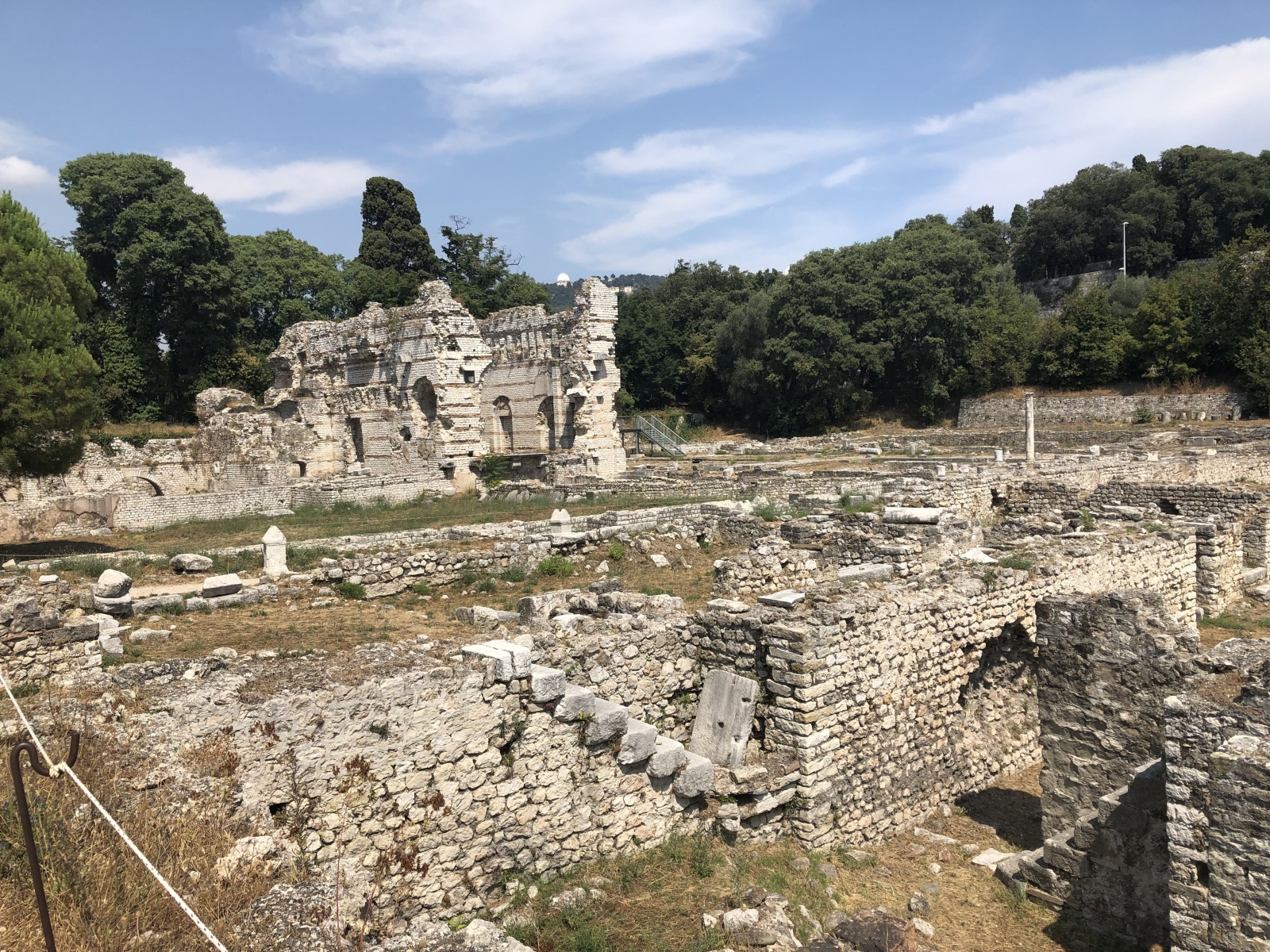 Visite de l'exposition « Entre monts et rivages. 10 ans d’archéologie à Nice et dans la Métropole »