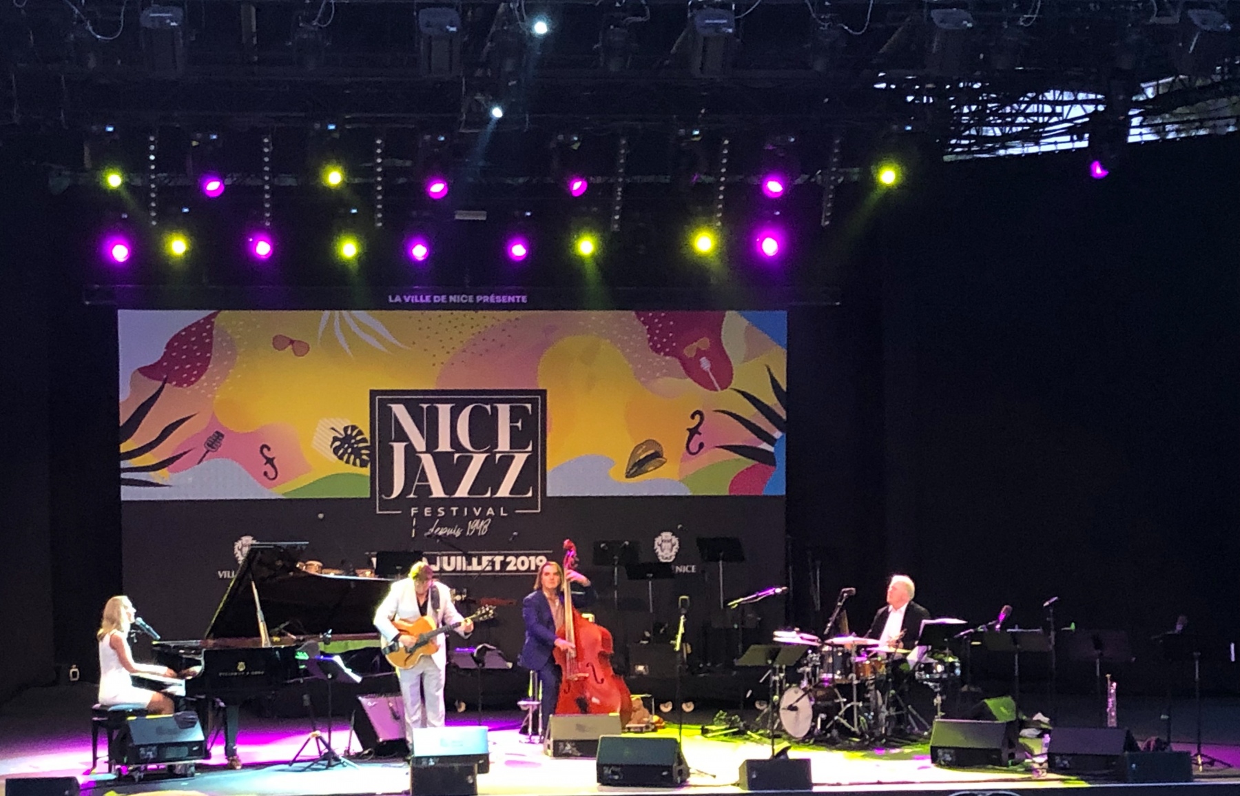Concert de Sarah McKenzie au festival de jazz de Nice