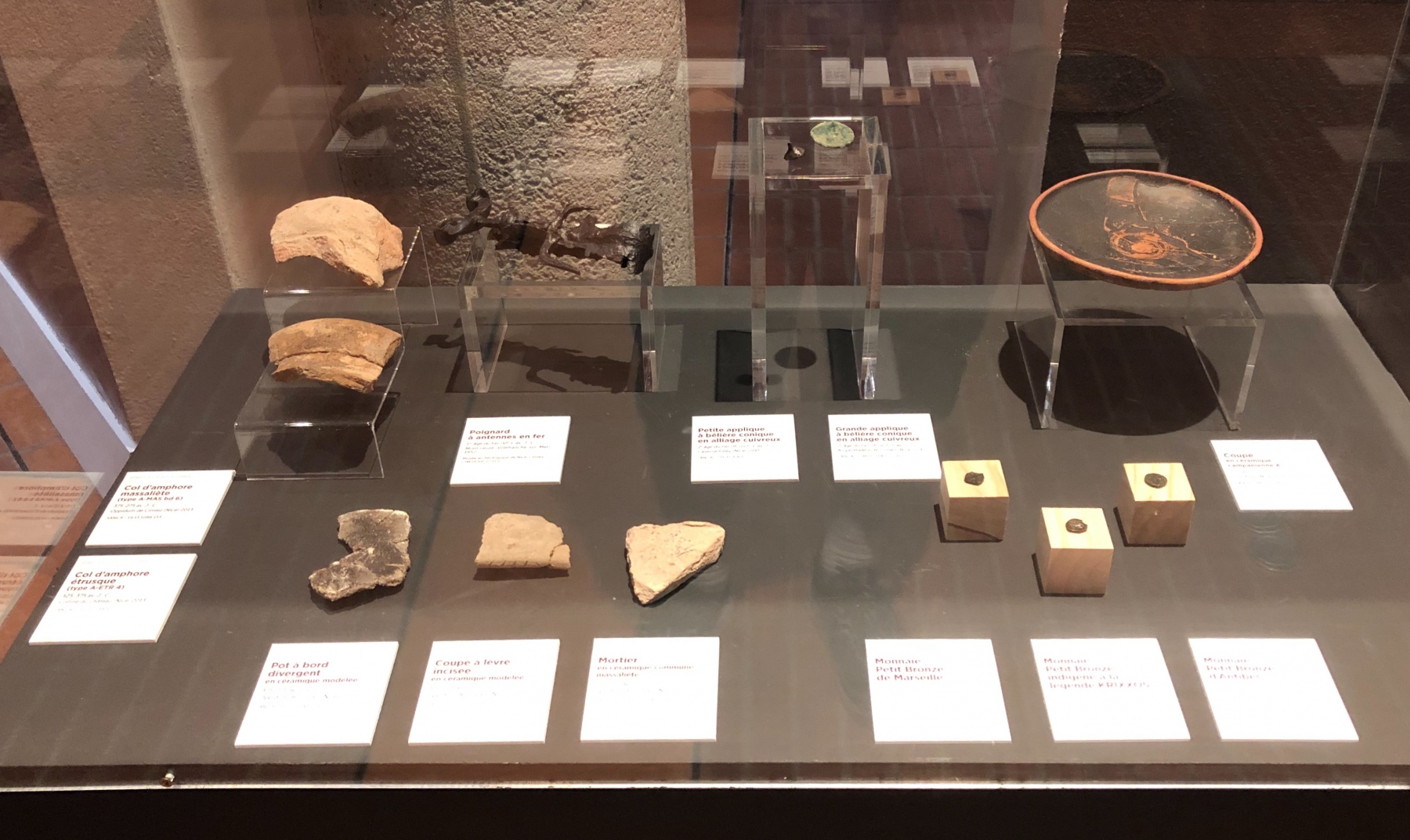 Visite de l'exposition « Entre monts et rivages. 10 ans d’archéologie à Nice et dans la Métropole »