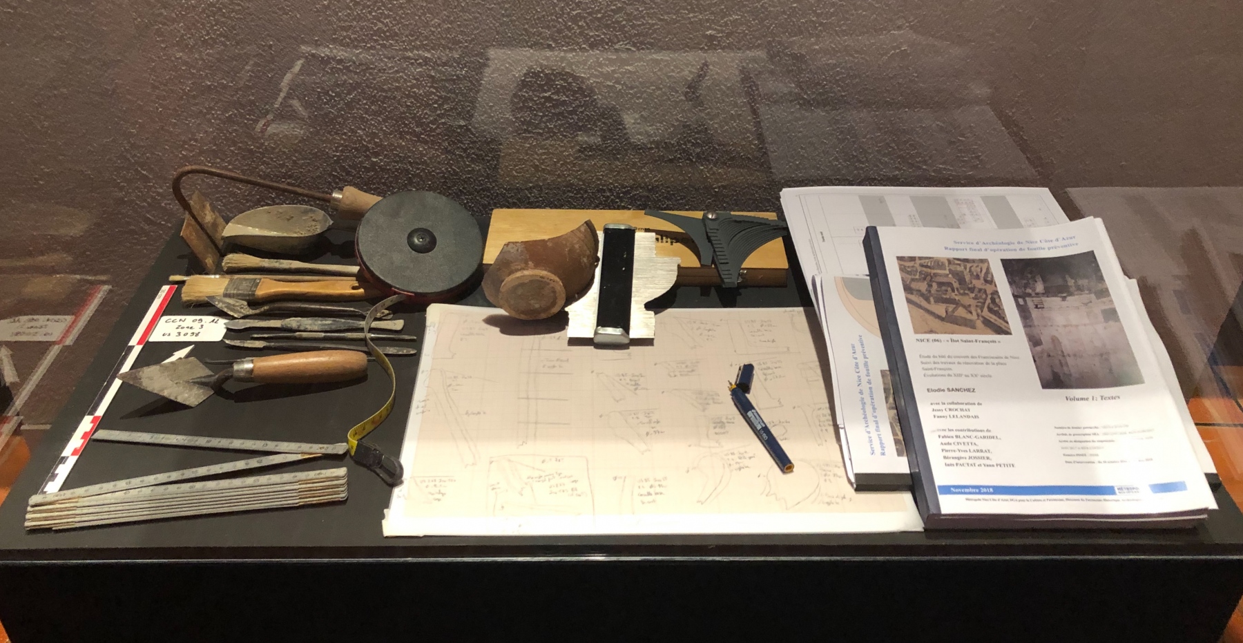 Visite de l'exposition « Entre monts et rivages. 10 ans d’archéologie à Nice et dans la Métropole »