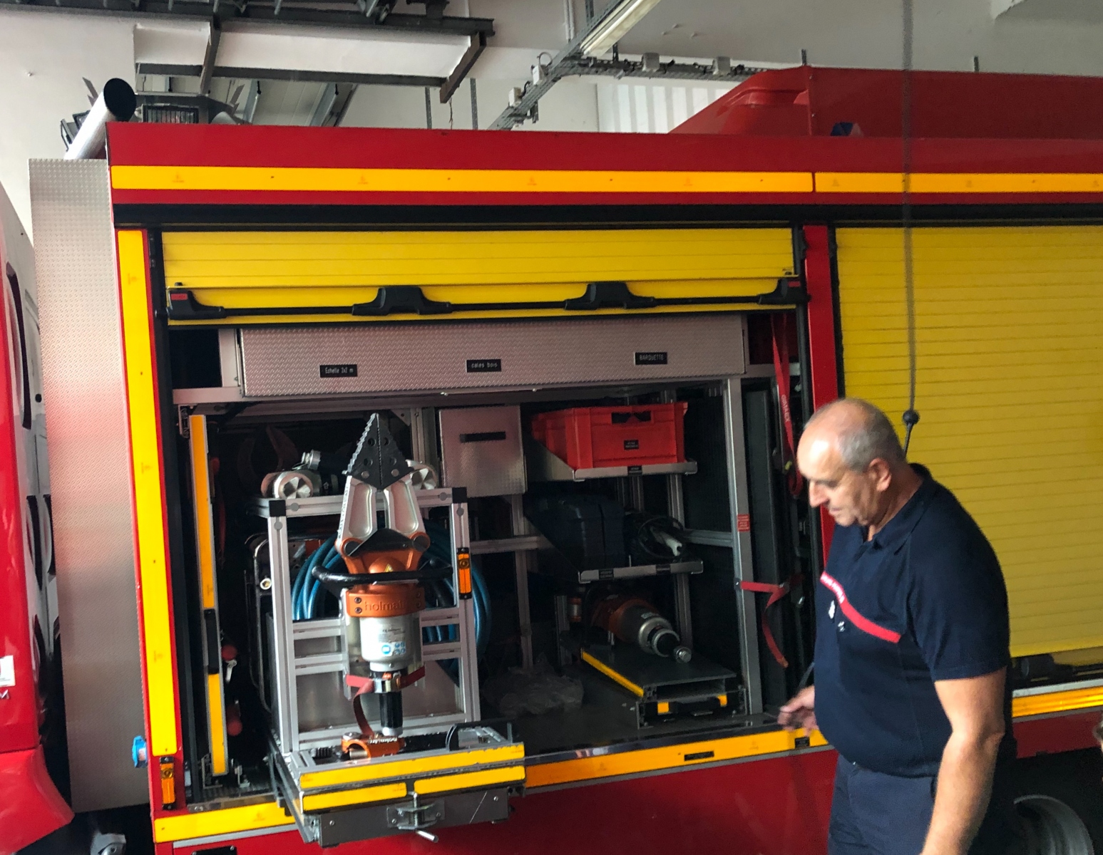 Visite de la caserne de pompiers de Magnan