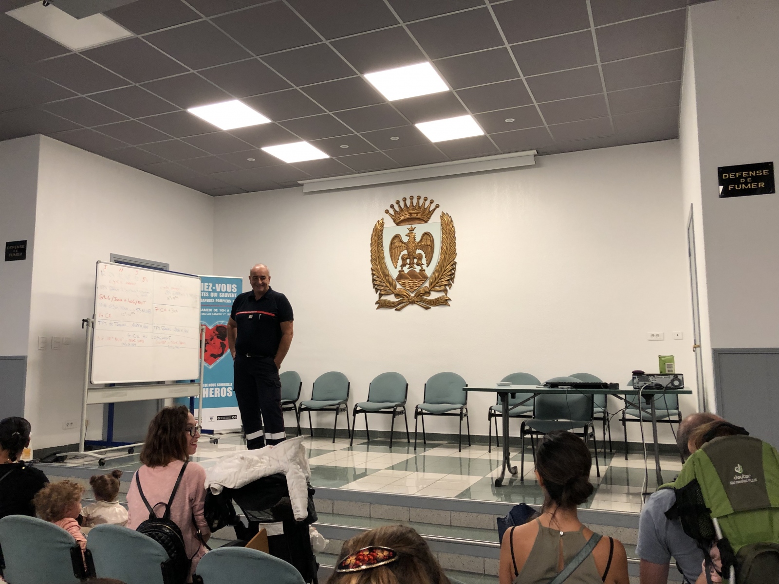 Visite de la caserne de pompiers de Magnan