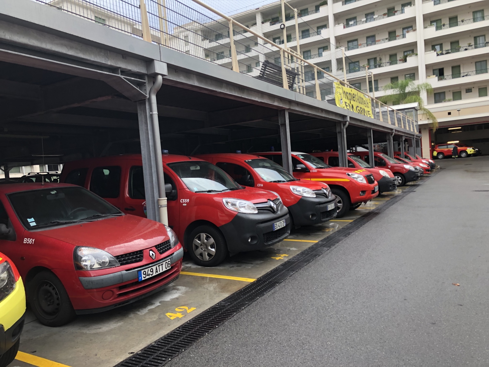 Visite de la caserne de pompiers de Magnan