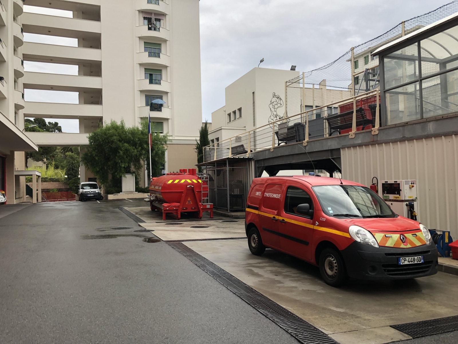 Visite de la caserne de pompiers de Magnan