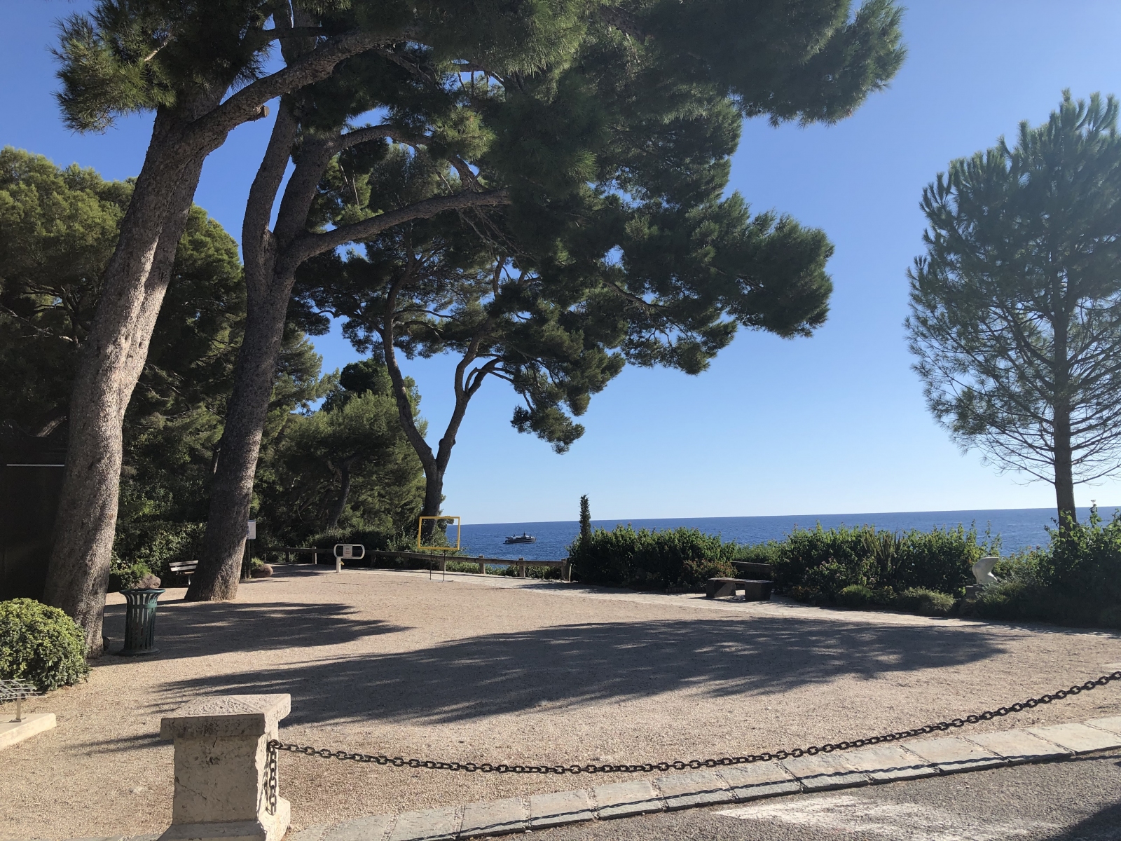 Ballade le long du sentier de la Pointe Saint-Hospice à Saint Jean Cap-Ferrat