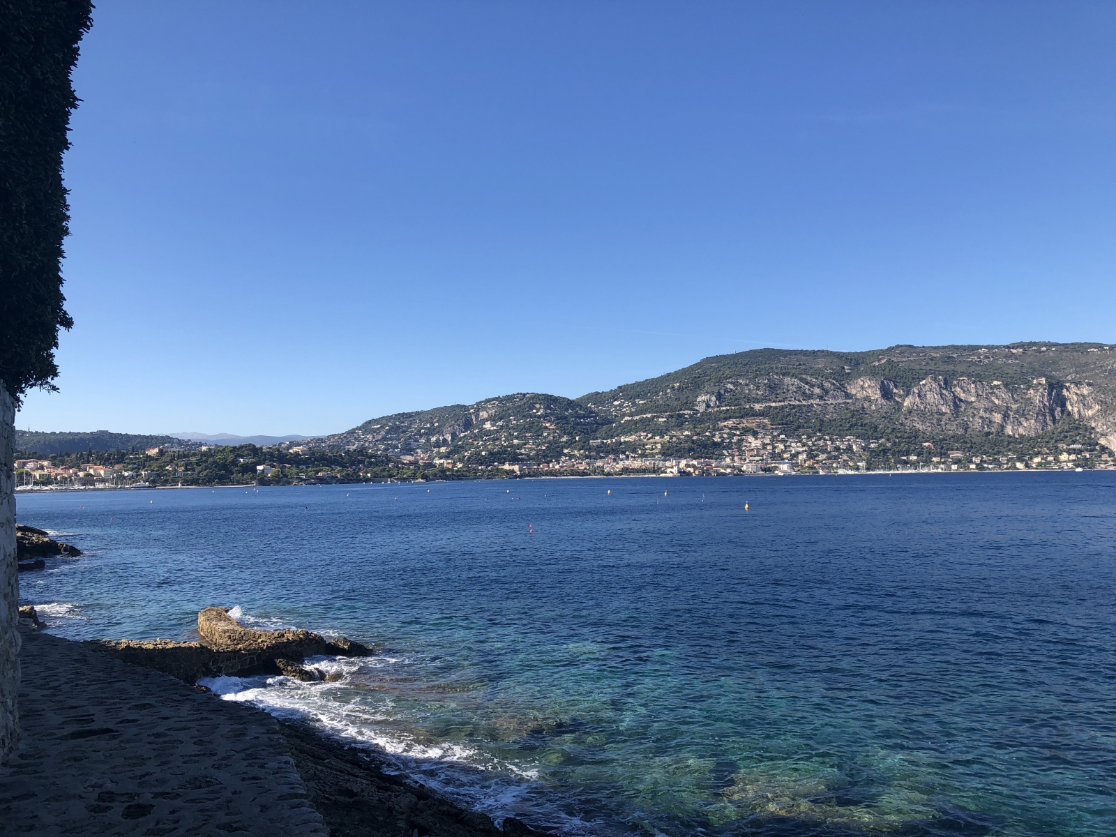 Ballade le long du sentier de la Pointe Saint-Hospice à Saint Jean Cap-Ferrat