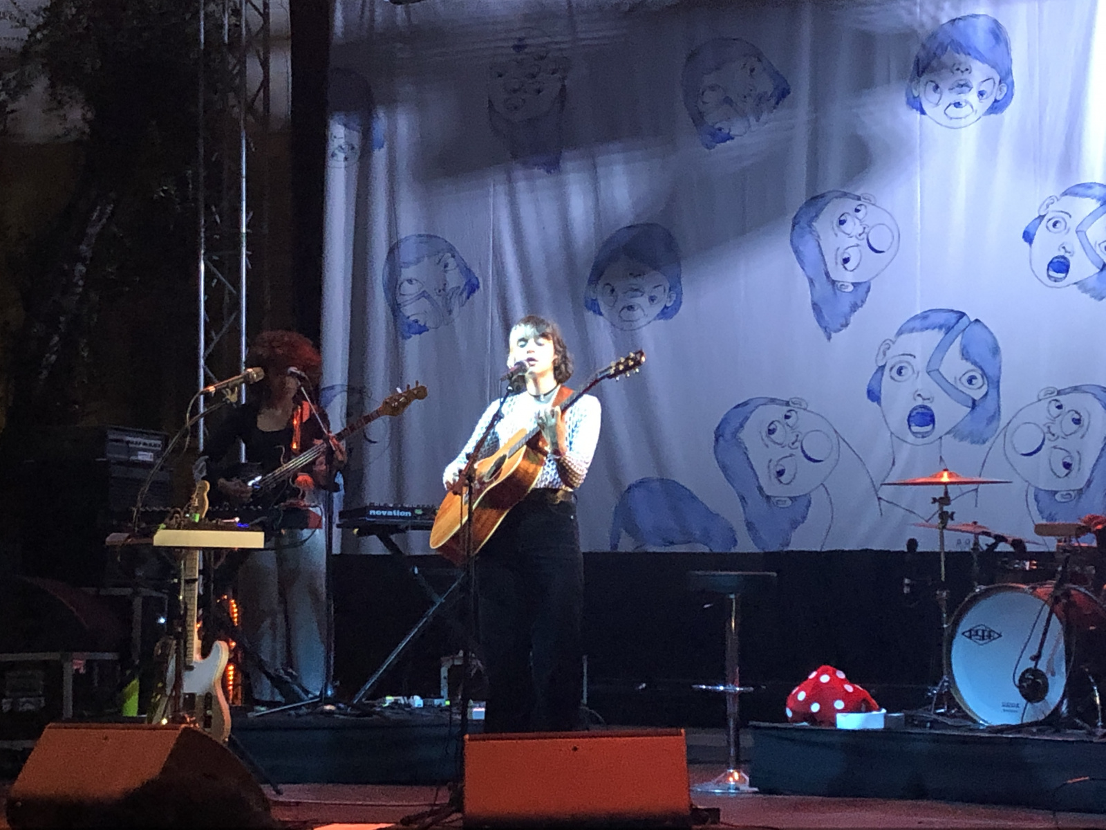 Concert de Pomme à Beaulieu Sur Mer