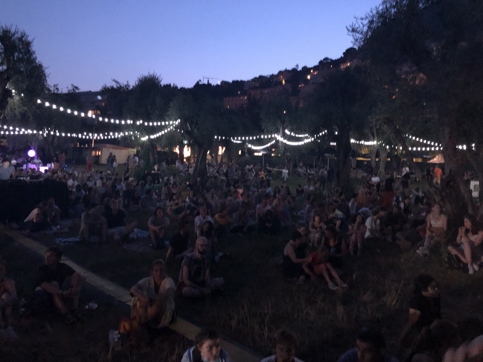 Concert de Pomme à Beaulieu Sur Mer