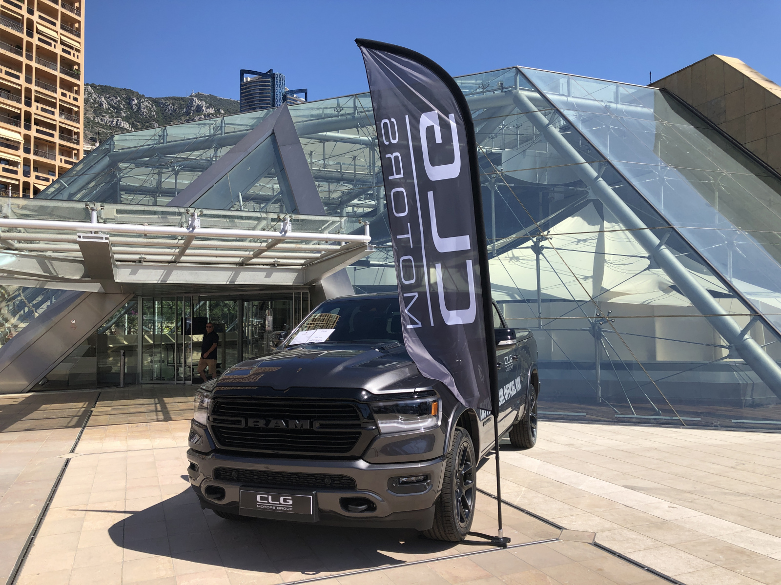Visite du salon Top Marques à Monaco
