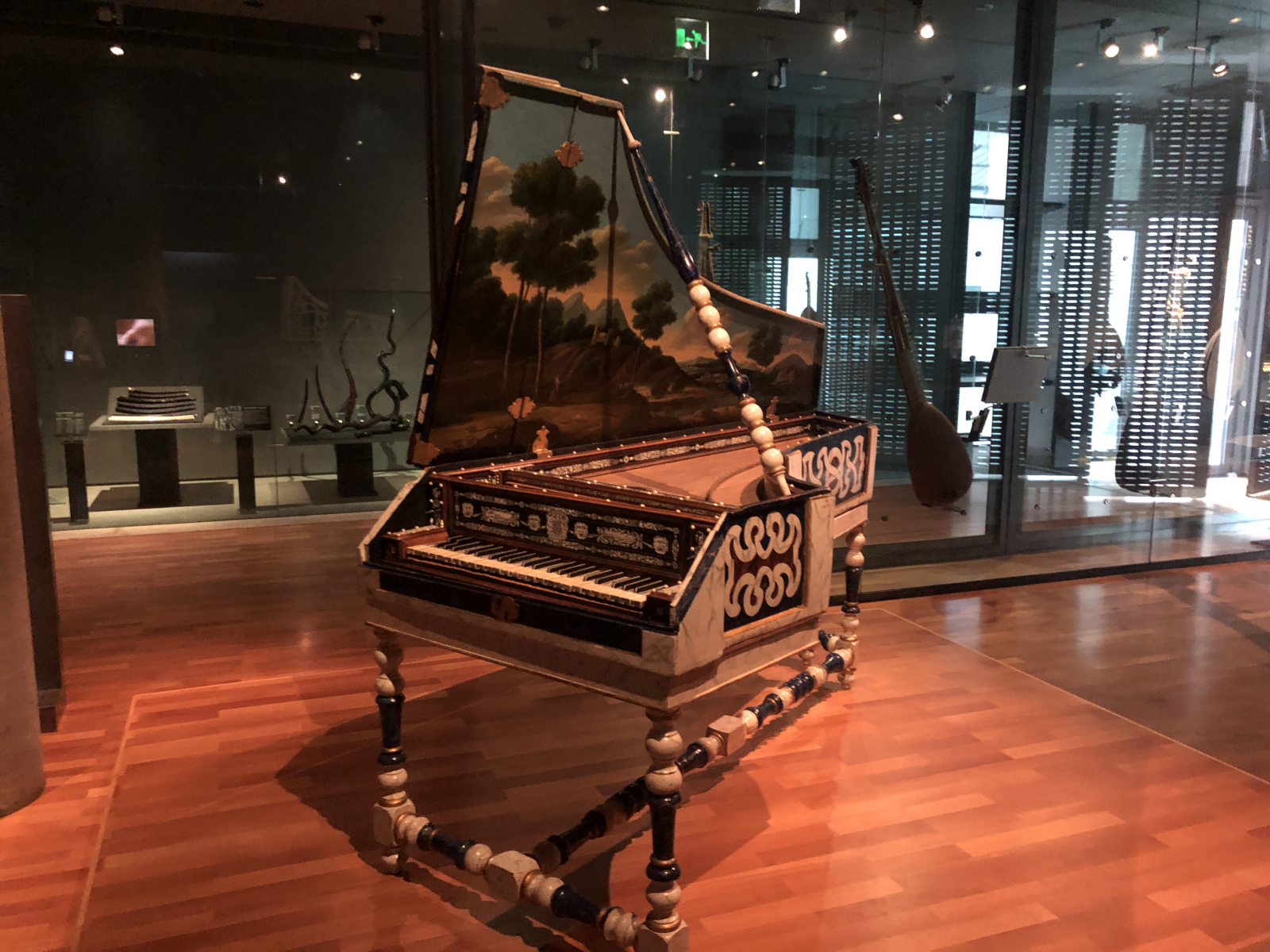 Visite du magnifique musée de la musique de Paris