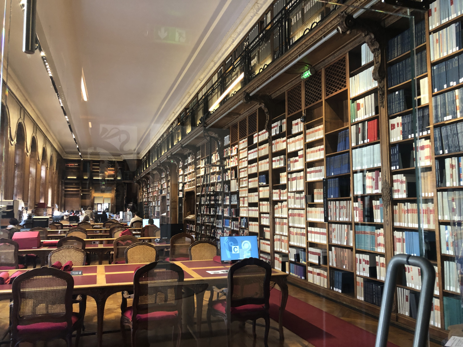 Visite du magnifique musée de la bibliothèque nationale Richelieu