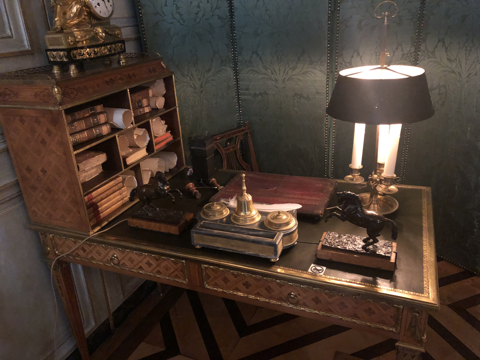 Visite de l'hôtel de la Marine à Paris
