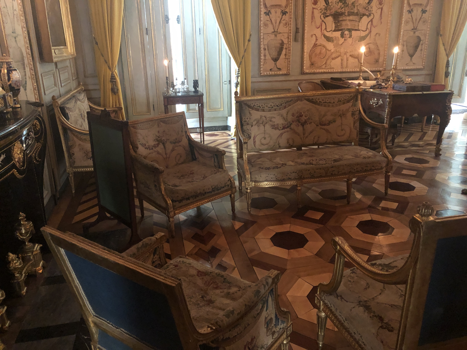 Visite de l'hôtel de la Marine à Paris