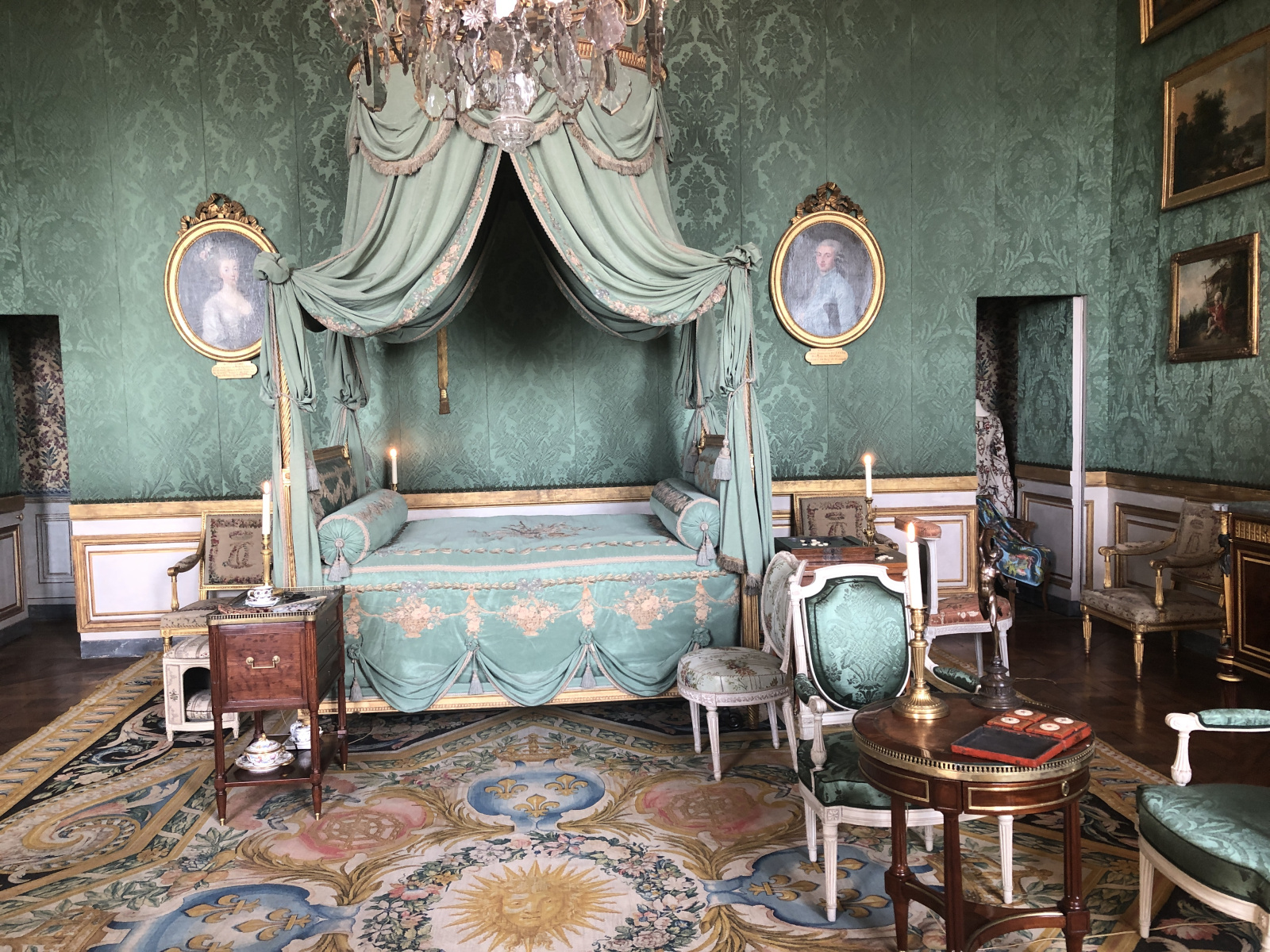 Visite de l'hôtel de la Marine à Paris