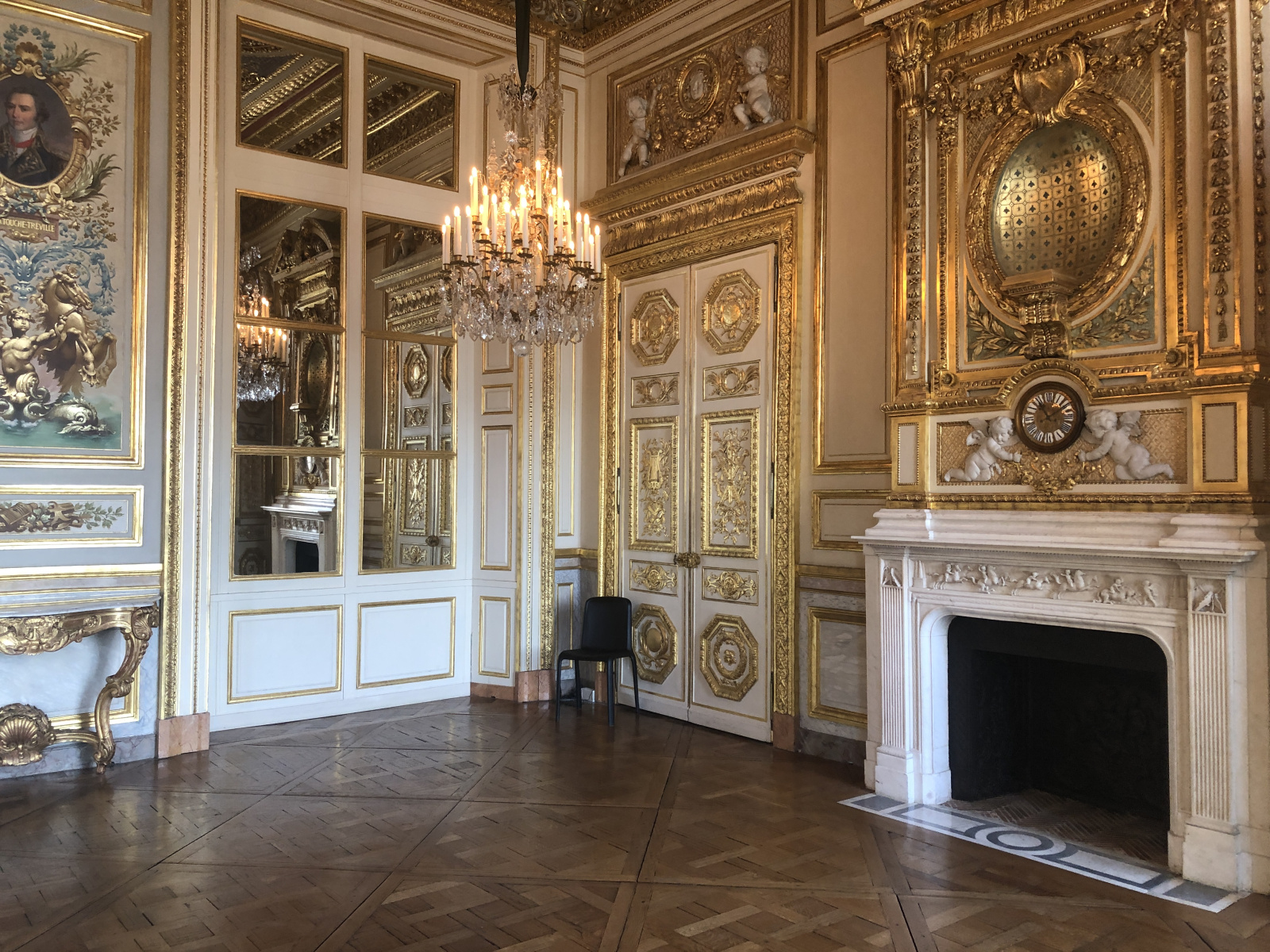 Visite de l'hôtel de la Marine à Paris