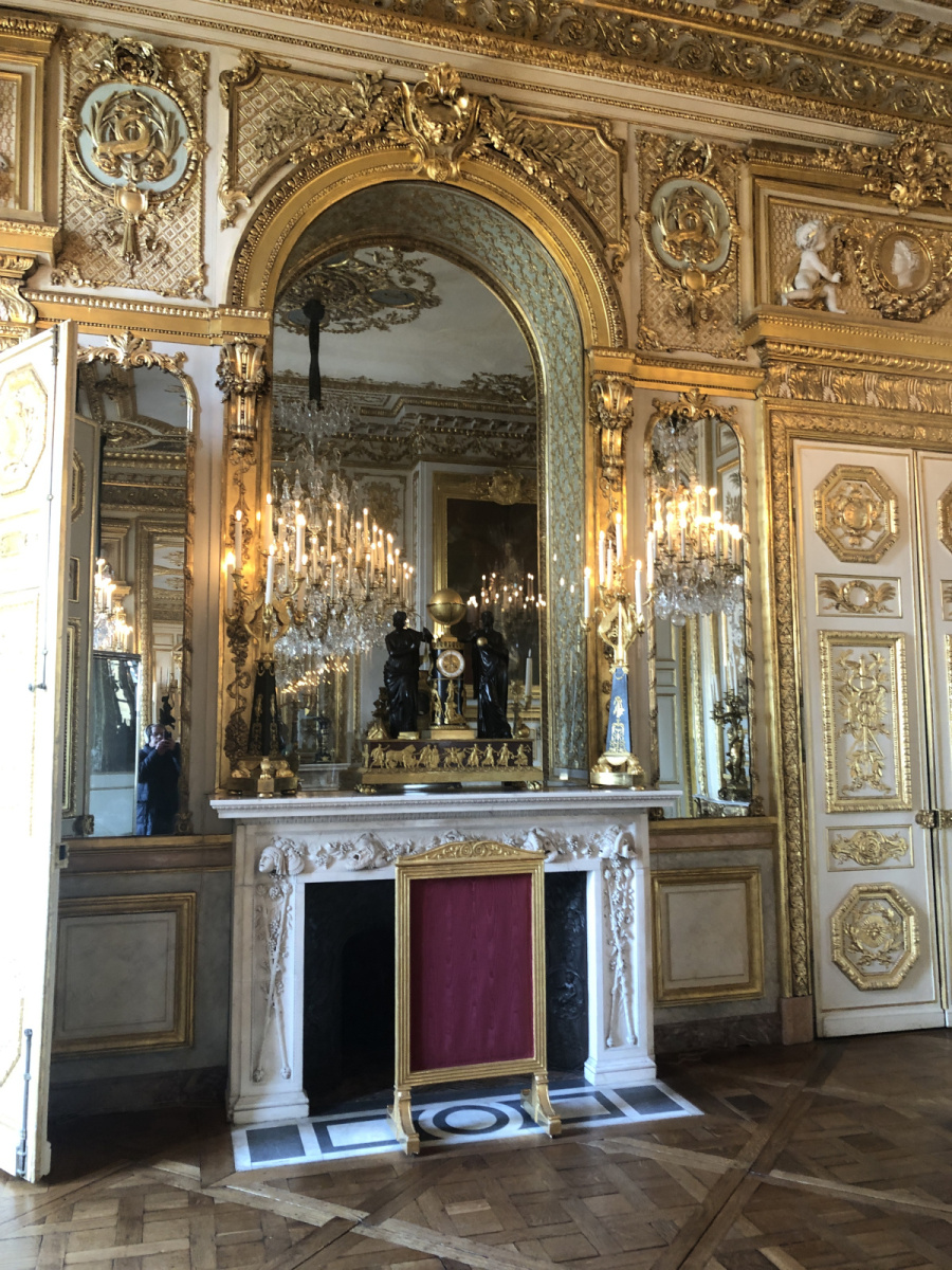 Visite de l'hôtel de la Marine à Paris