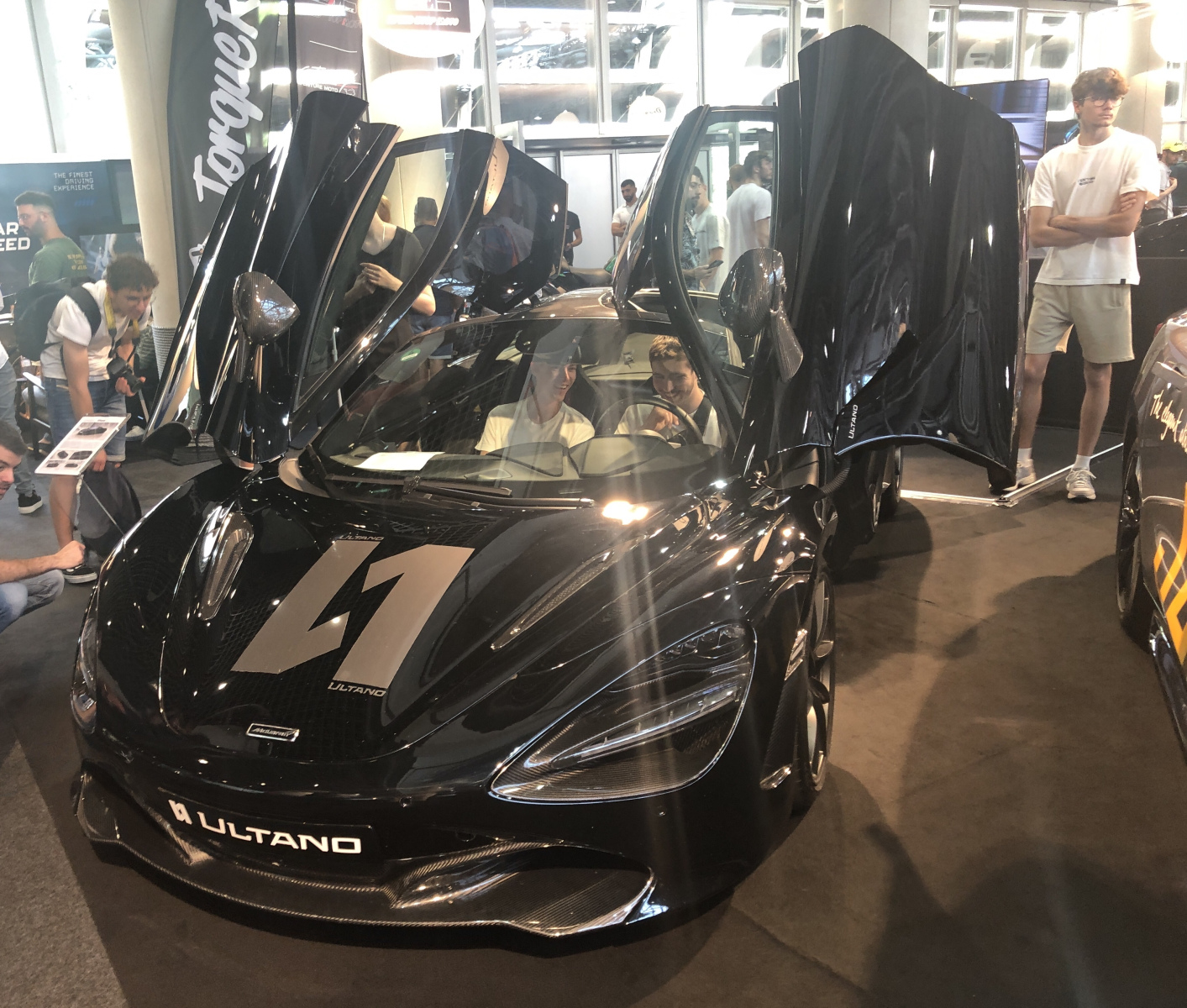 Visite du Salon Top Marques à Monaco