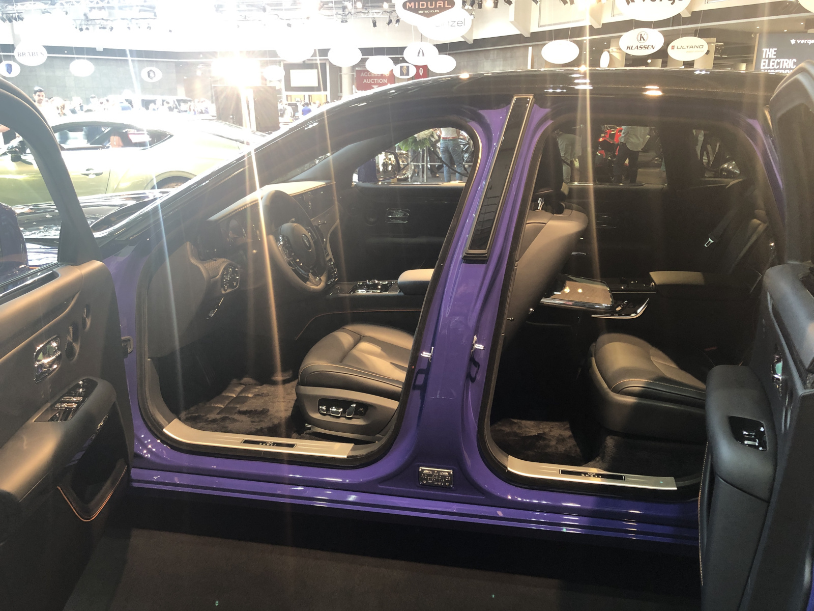Visite du Salon Top Marques à Monaco
