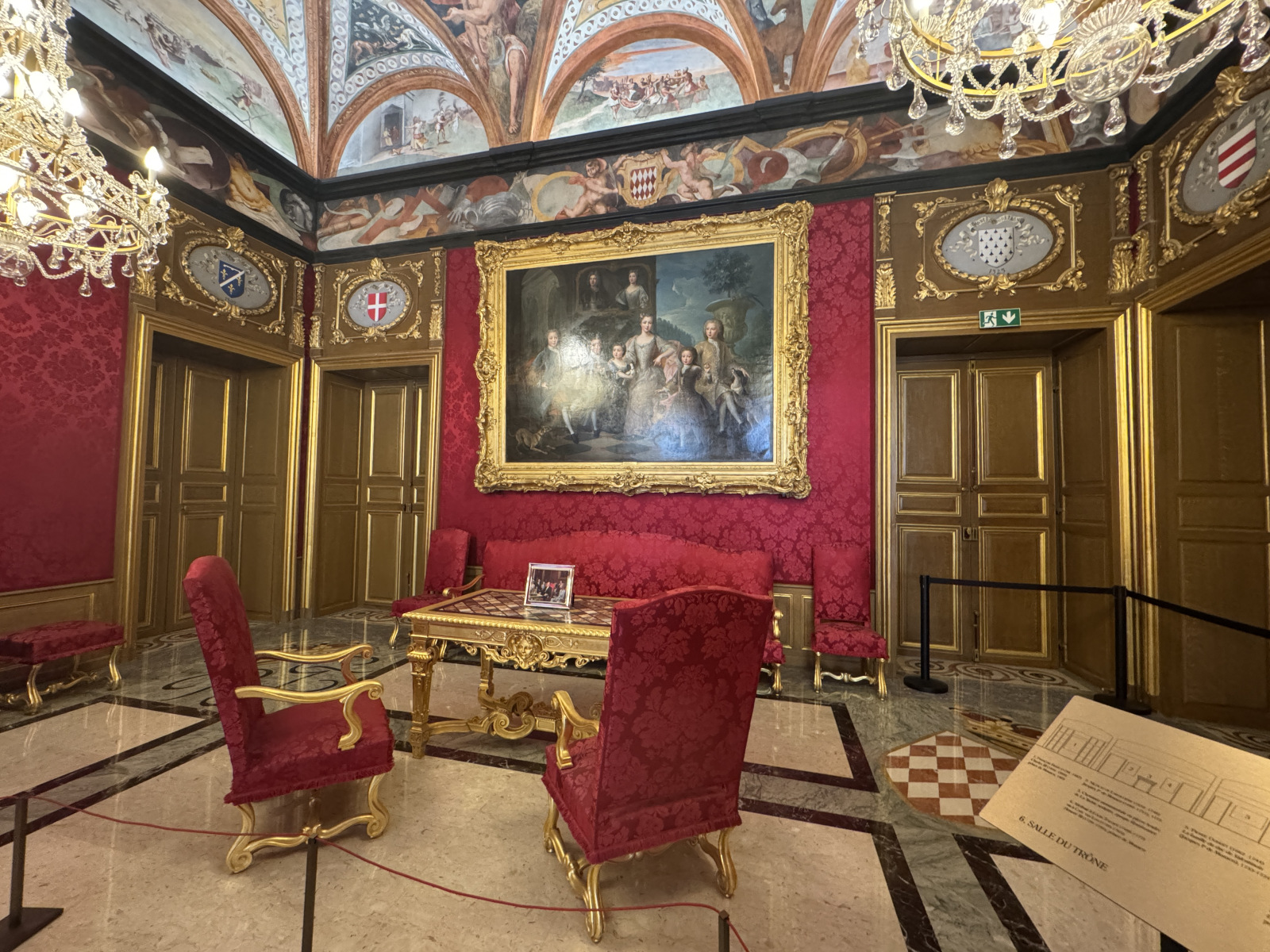 Visite du palais princier à Monaco.