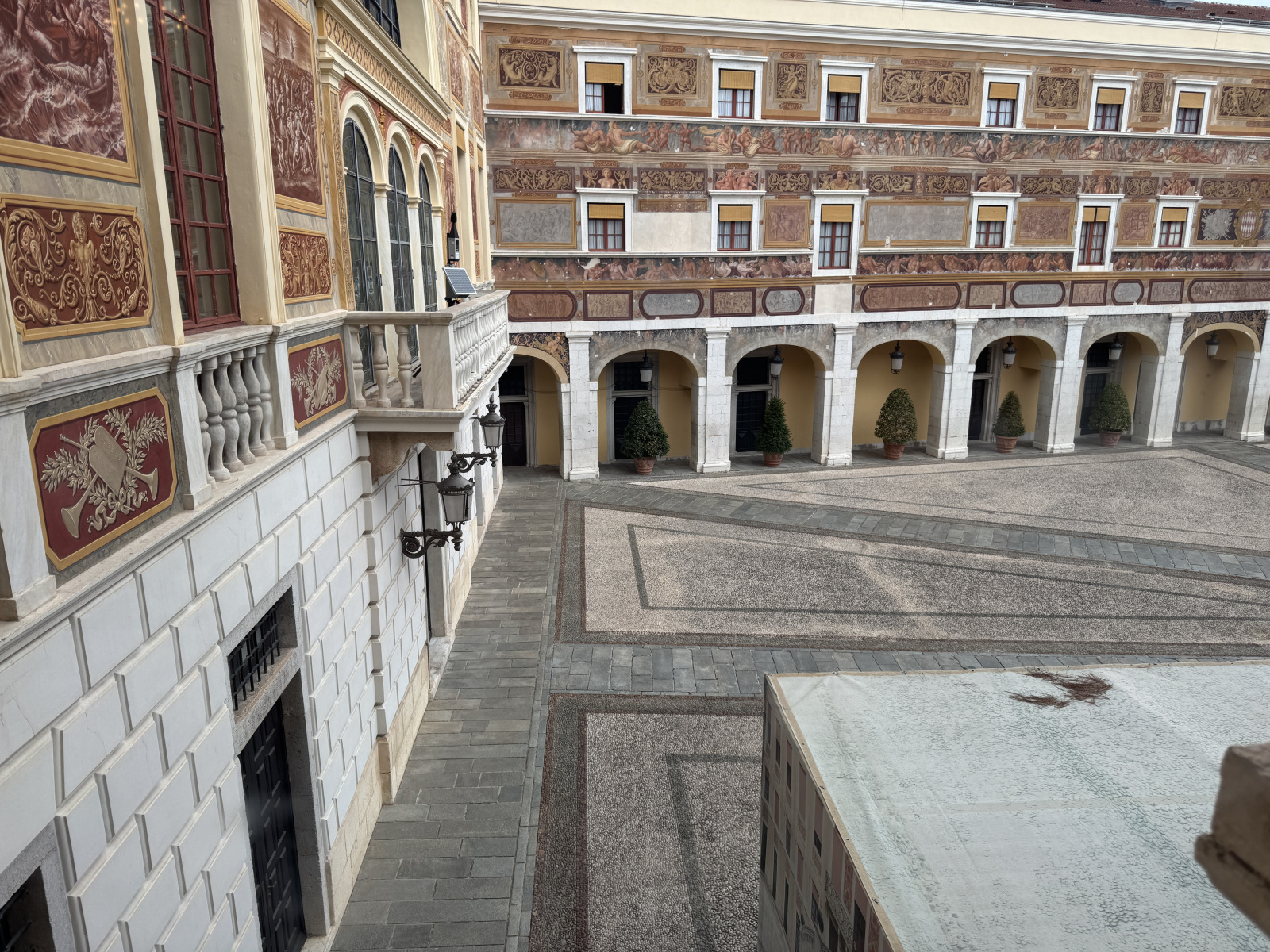 Visite du palais princier à Monaco.