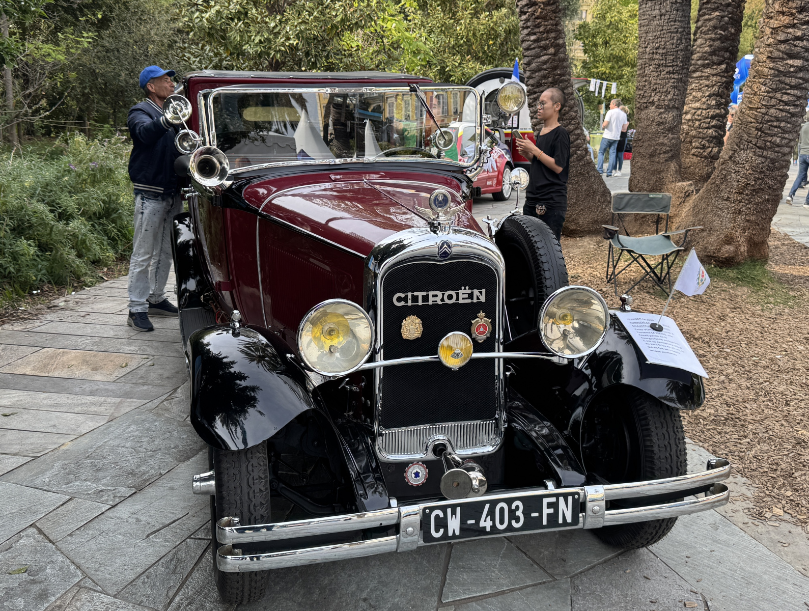Visite de l'exposition « Les Légendes de Nice » au jardin Albert Ier