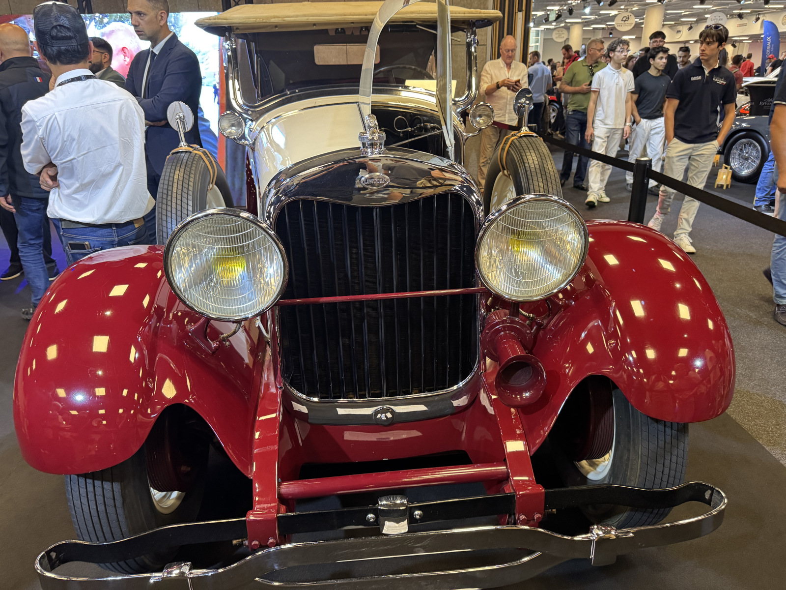 Visite du salon Top Marques 2026