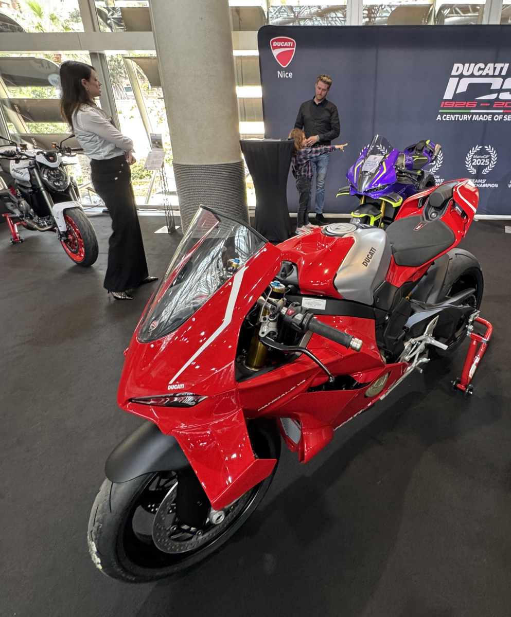 Visite du salon Top Marques 2026